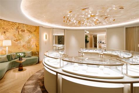 boutique cartier ginevra|Cartier: fine jewelry, watches, accessories at Rue du Rhône 35.